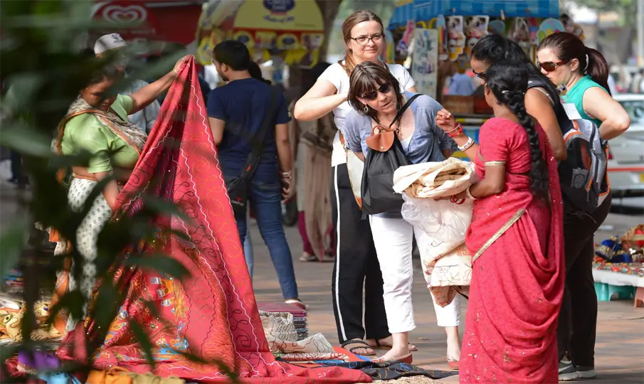 Can You Travel India Without Speaking Hindi?