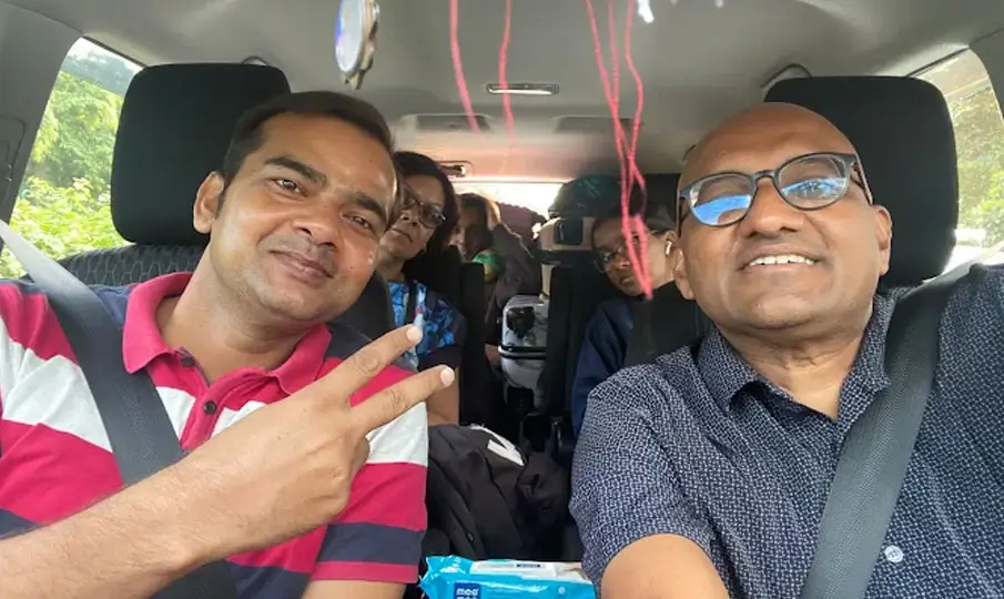 How to Choose the Best Car & Driver Service in India (Tourist Guide)