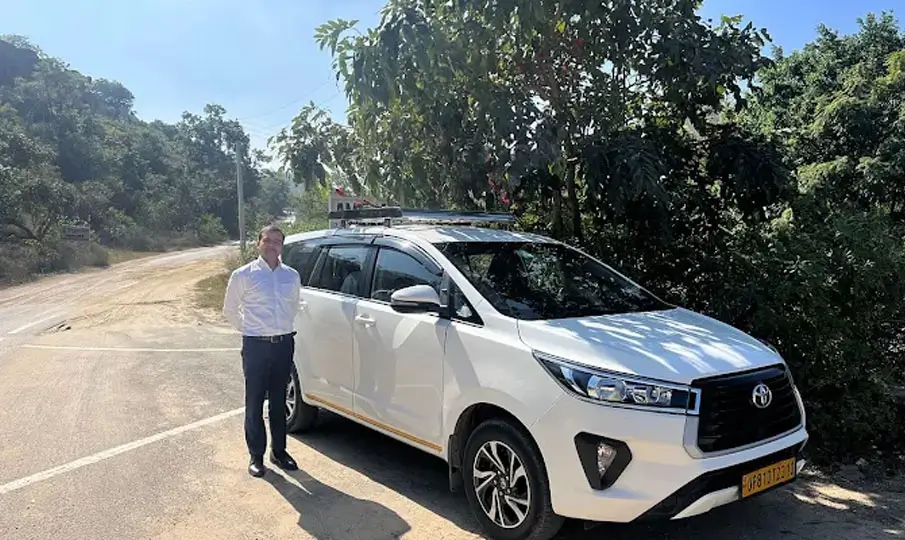 India Luxury Tour by Chauffeur-Driven Car – What Makes It Different