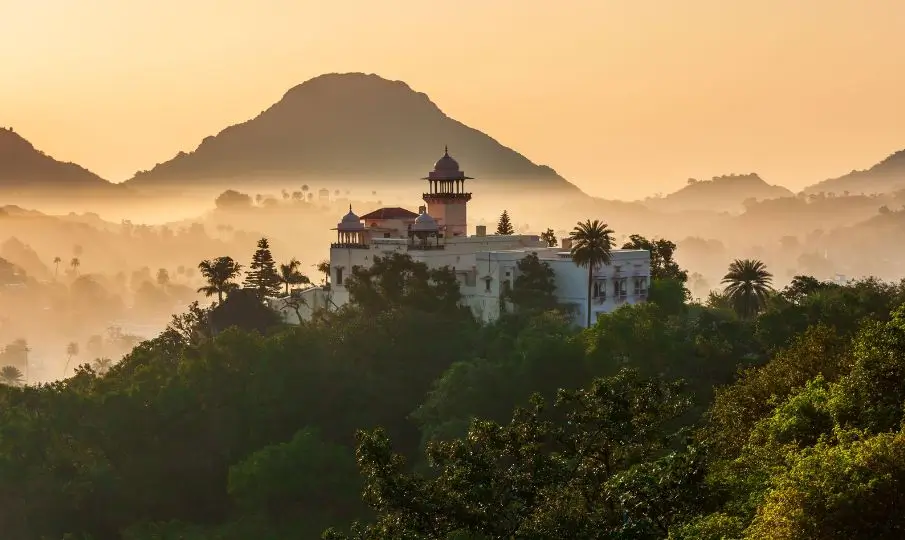 India 3 Weeks Itinerary with Private Driver