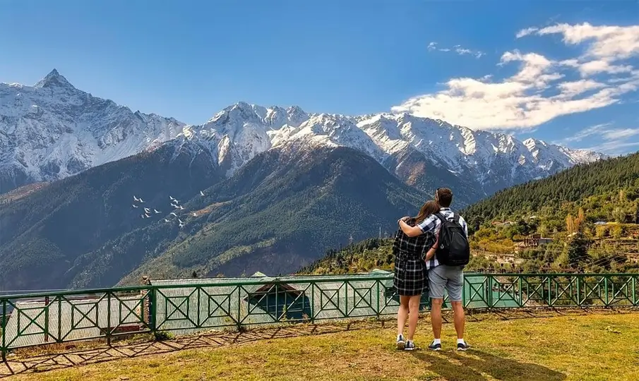 Why Customized India Tours Are Becoming More Popular Than Group Tours