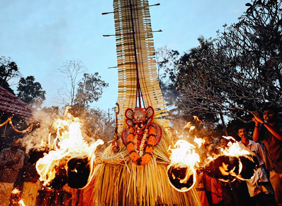 South India Tour Packages | Kerala & Tamil Nadu Tours with Car & Driver