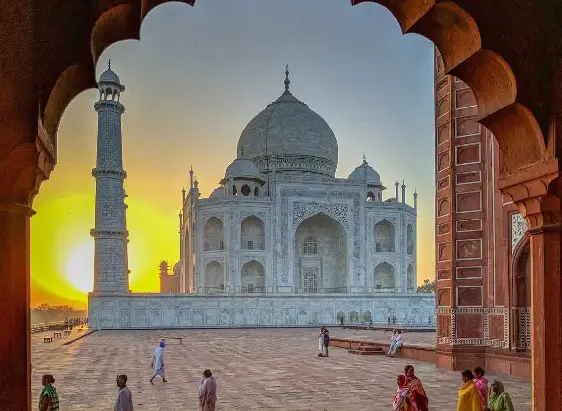Taj Mahal Sunrise Tour from Delhi – Same Day Agra Experience