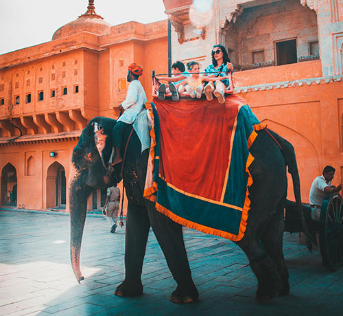 Jaipur Travel Guide – Forts, Palaces & Royal Heritage Tours