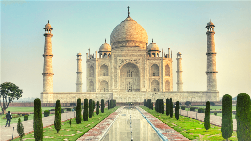 Taj Mahal Tour Package for French Travelers