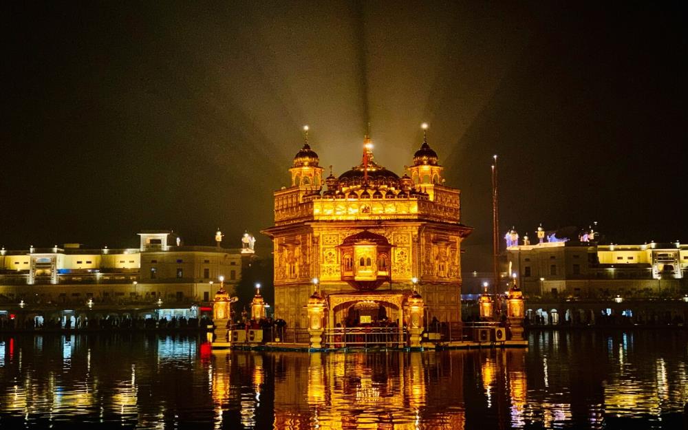 7 Nights 8 Days Golden Triangle Tour with Amritsar