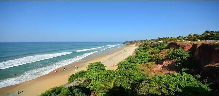 kerala-backwaters-beaches-and-tropical-comfort