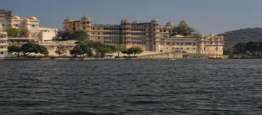 udaipur-a-romantic-weekend-by-the-lakes